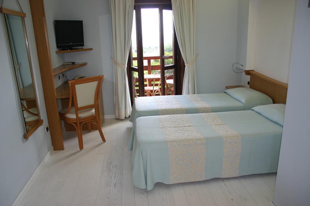 Hotel Cala Reale Stintino Dış mekan fotoğraf